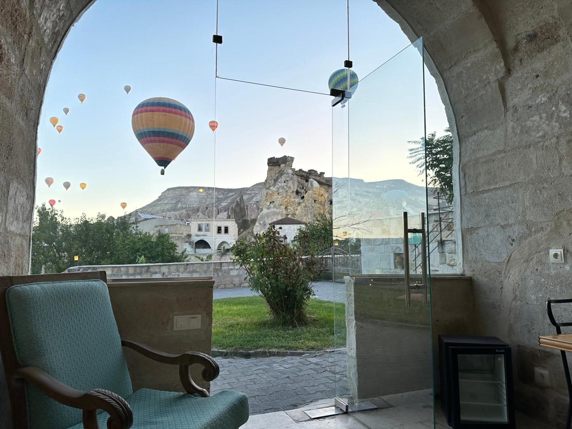 Jacob'S Cave Suites - Cappadocia (Adults Only) Гореме Экстерьер фото